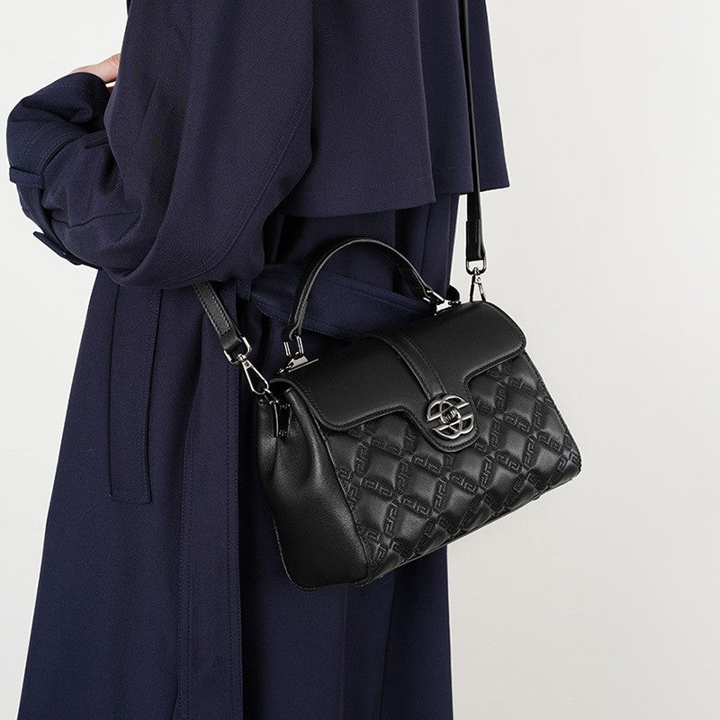 The black crossbody top handle bag is versatile, suitable for work, travel, shopping and meeting.
