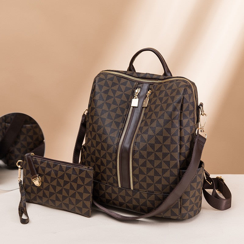 The coffee windmill backpack is elegance, highend.