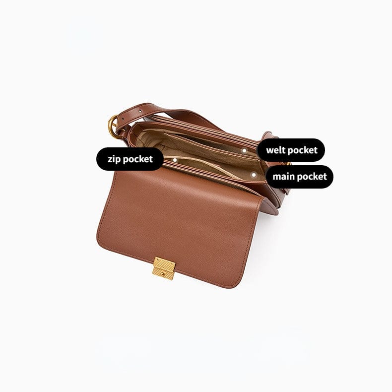 The flap crossbody sling square bag is practical, have 1 main pocket, 1 inner pocket and 1 inner zipper pocket. 